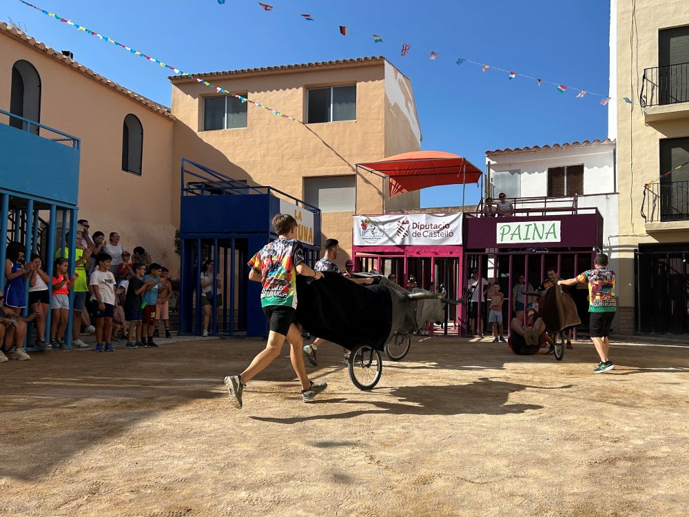 La Diputació porta els «Encierros» Infantils a 8 pobles per a que la cultura taurina arribe als menuts