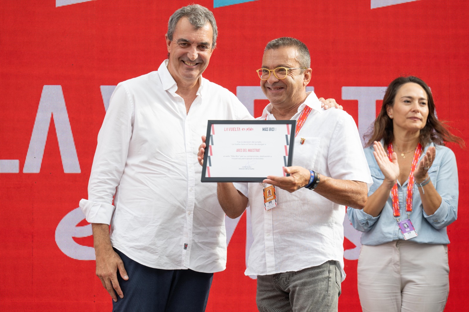 El municipi d'Ares recull el segell «Más Bici» a la 6a etapa de La Vuelta