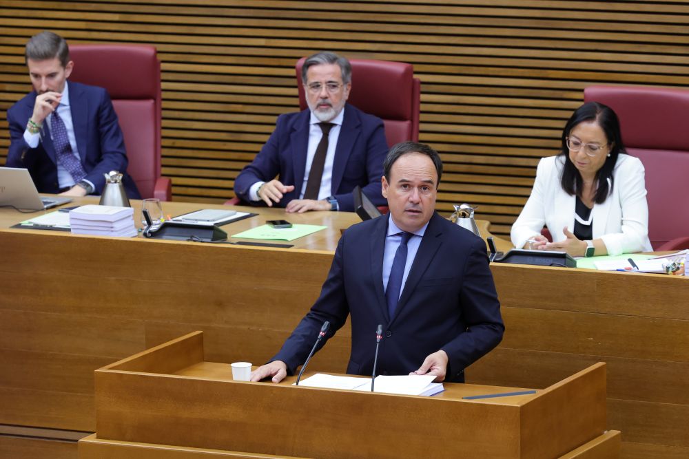 Pérez Llorca presenta en les Corts el seu pla de futur per a la Comunitat Valenciana