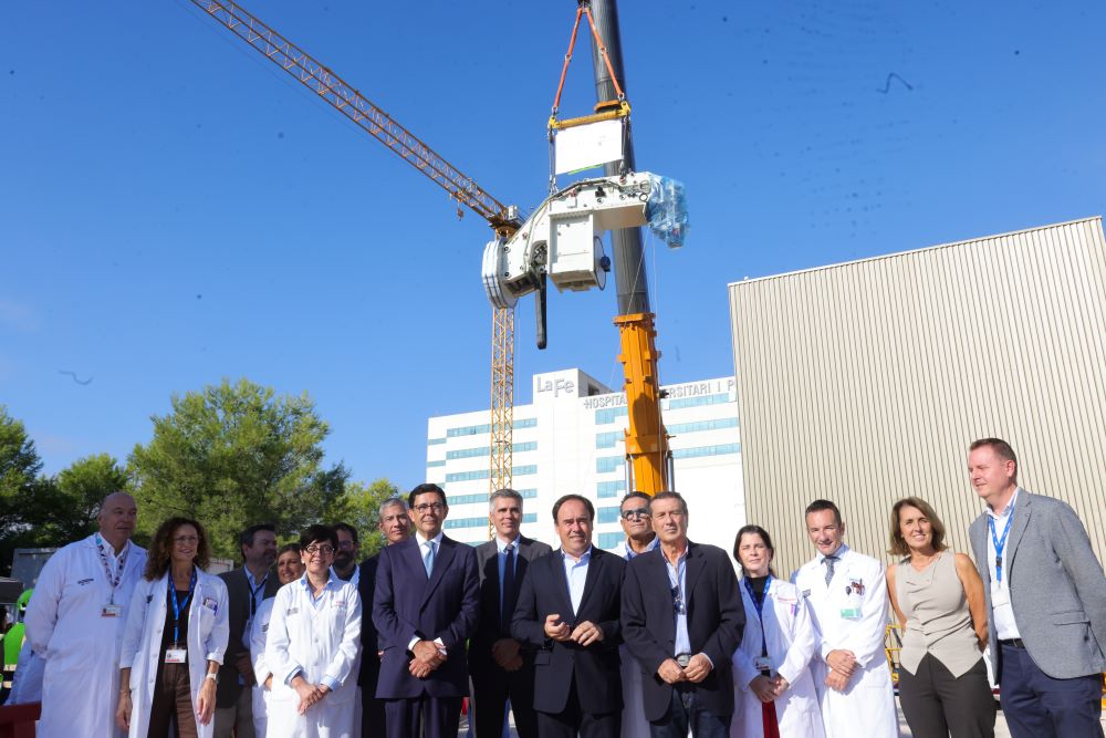 Pérez Llorca anuncia que la Unitat de Prototeràpia de La Fe començarà a funcionar abans que acabe l'any 2027