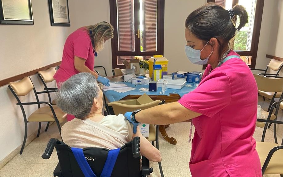 Sanitat inicia el 28S la campanya d'immunització davant els virus respiratoris entre els més vulnerables