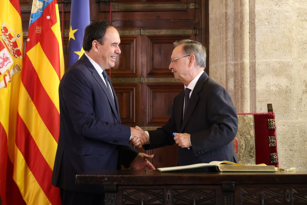 Pérez Llorca anuncia la concessió de l'Alta Distinció de la Generalitat a la Ciutat Autònoma de Ceuta