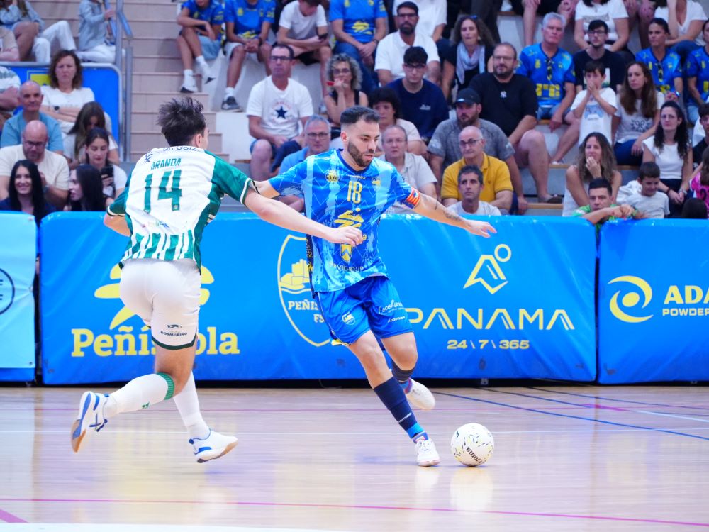 Dos gols en l'últim minut deixen sense premi al Servigroup Peníscola FS (3-4)