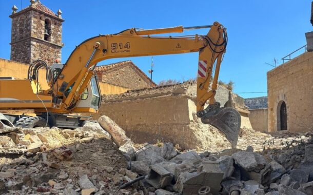 La Torre d’en Besora enderroca els antics dipòsits d’aigua potable amb la col·laboració de la Diputació
