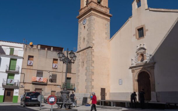 Figueroles s'engalana per al Dia de la Província