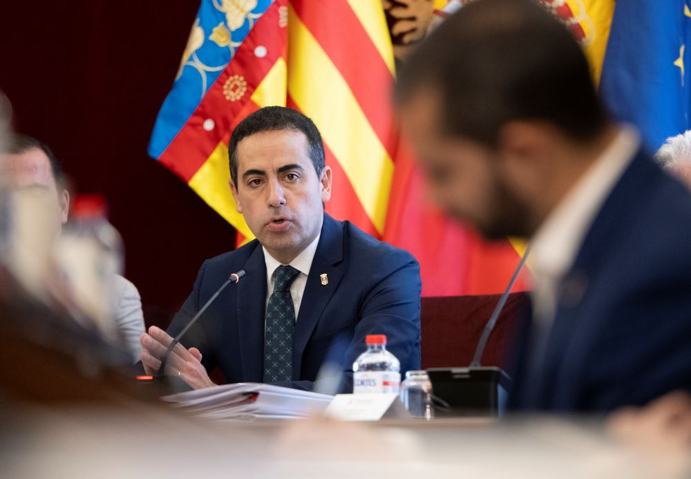 El PPCS eleva a la Diputació una iniciativa que defén menys impostos i més protecció social