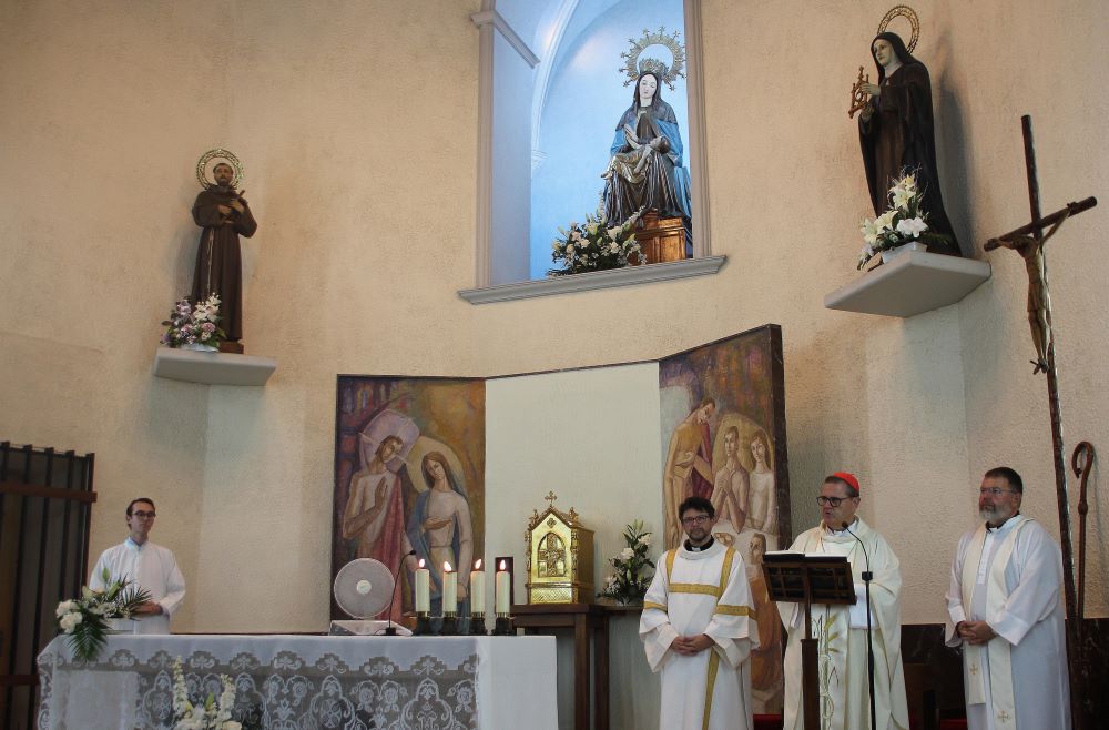 Les Clarisses de la Divina Providència de Vinaròs festegen al fundador Sant Francesc d'Assís