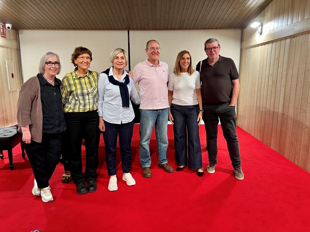 Marta Tena presenta a la Fundació Caixa Vinaròs el llibre «Somnis de sal i cendra»