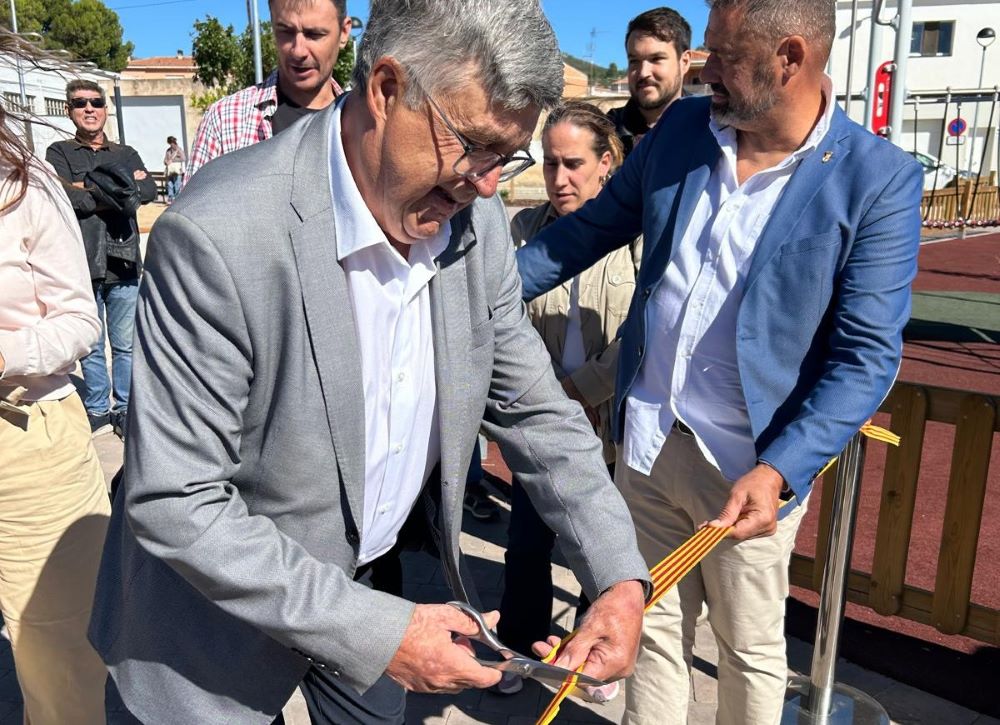 Inauguració del nou parc «La Planeta» de Rossell
